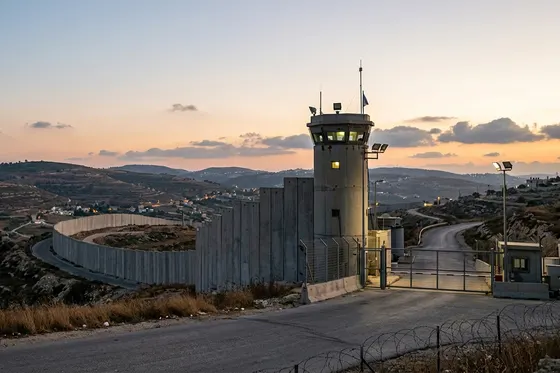 Israël prépare un plan de guerre si l'Autorité palestinienne retourne ses armes