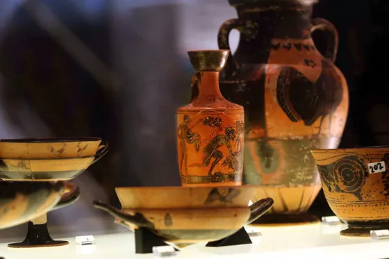 Israël restitue 22 objets anciens volés à la Grèce