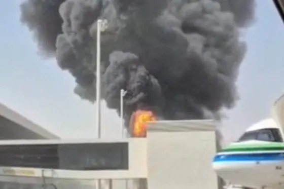 L'Arabie saoudite rouvre l'aéroport de Riyad après une attaque houthie qui a fait trois morts