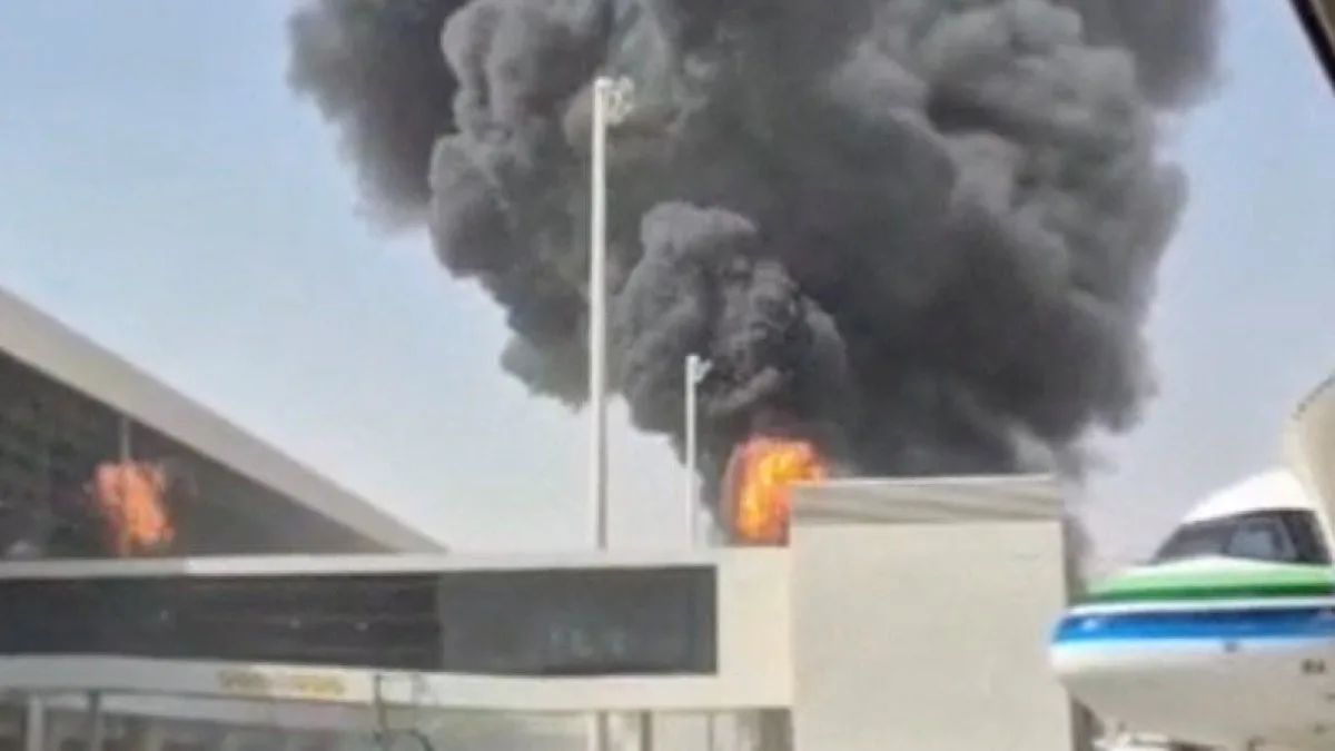 L'Arabie saoudite rouvre l'aéroport de Riyad après une attaque houthie qui a fait trois morts