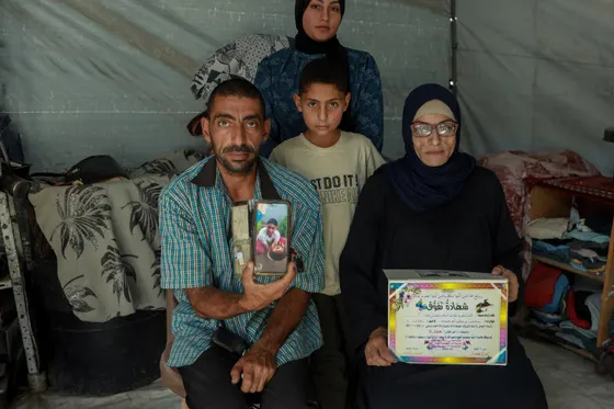 L'éducation sous les bombes : les enfants de Gaza risquent leur vie sur le chemin de l'école