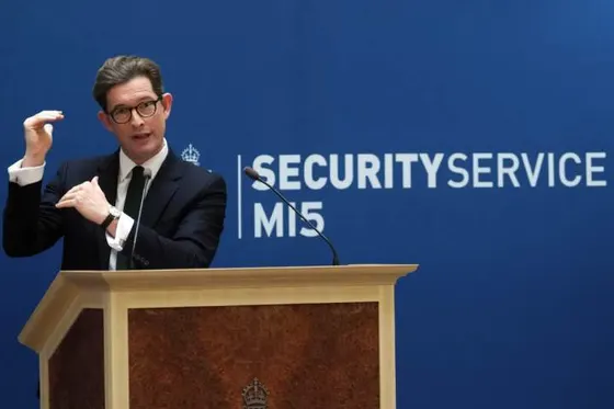 L'Iran et la Russie ciblent la Grande-Bretagne avec des méthodes hybrides, selon le chef des services secrets britanniques