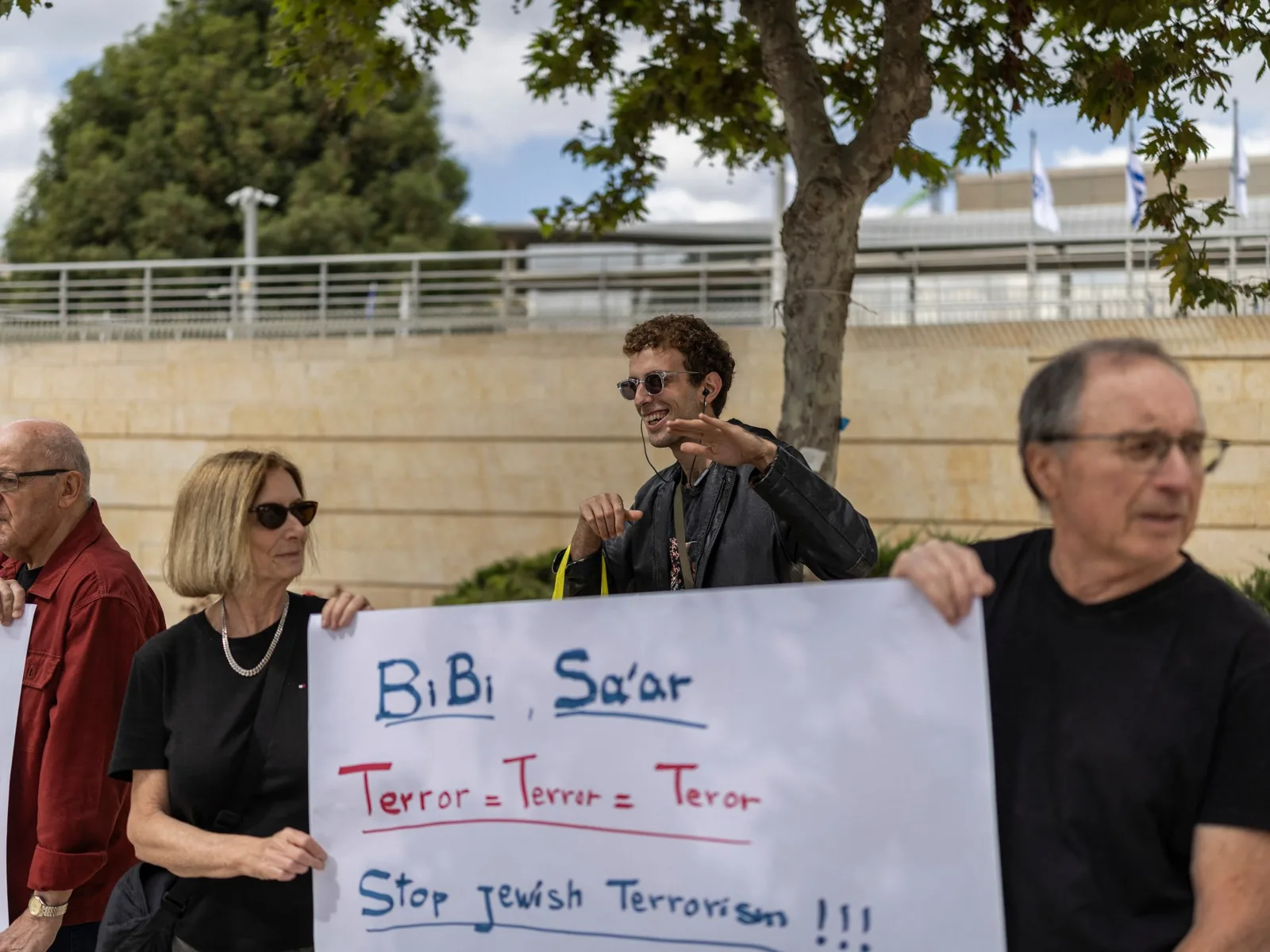 L'UE condamne l'attaque de colons israéliens contre des diplomates en Cisjordanie occupée