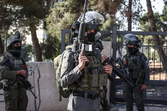 La Grande-Bretagne doit sanctionner Israël, pas seulement ses colons