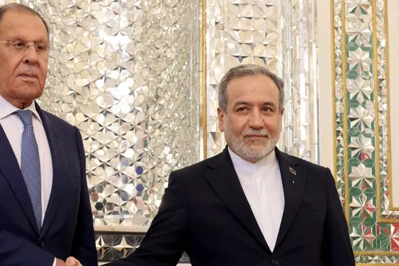 Lavrov soutient Téhéran, mais la Russie profite-t-elle aussi de la crise américano-iranienne ?