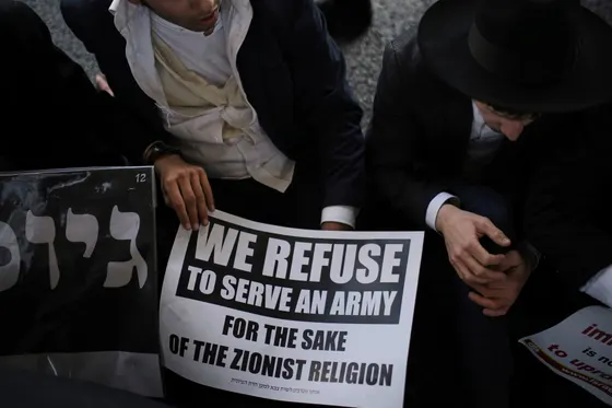 Le débat sur la conscription des ultra-orthodoxes enflamme la campagne électorale en Israël