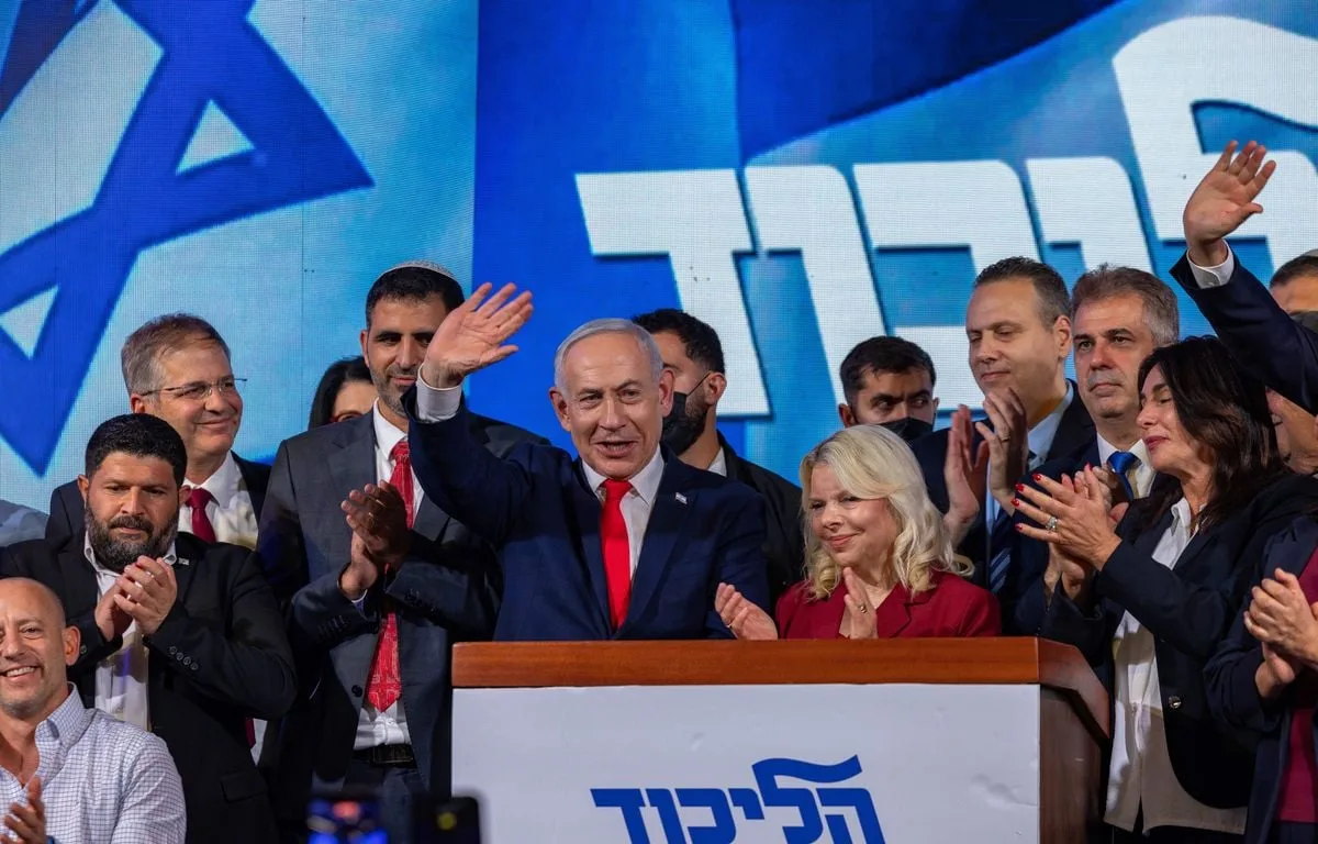 Législatives en Israël : Netanyahou sans majorité, les partis arabes « prêts à participer à une majorité pour le virer »