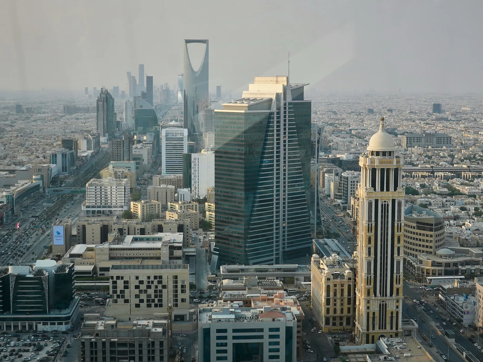 Les États-Unis ordonnent le départ de leur personnel d'Arabie saoudite, invoquant la menace houthie