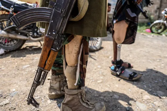 Les forces gouvernementales yéménites visent Sanaa, mais la défaite des Houthis sera un défi