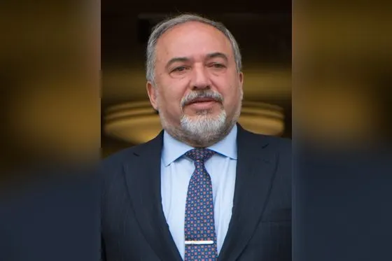 Lieberman veut confier à la Jordanie la gestion civile des Palestiniens en Judée et Samarie
