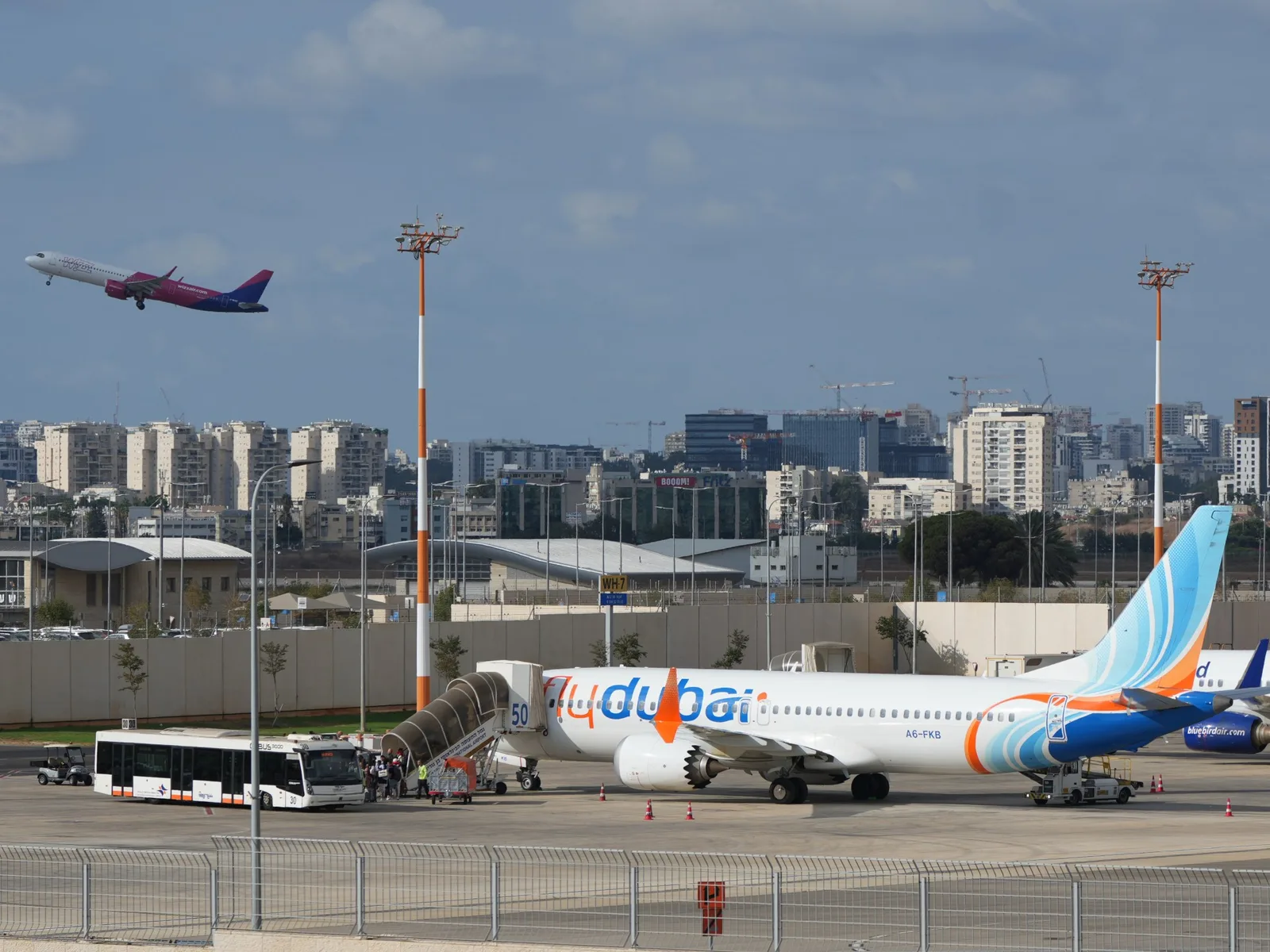 Que s'est-il passé sur le vol Flydubai détourné de Dubaï à Tel-Aviv ?
