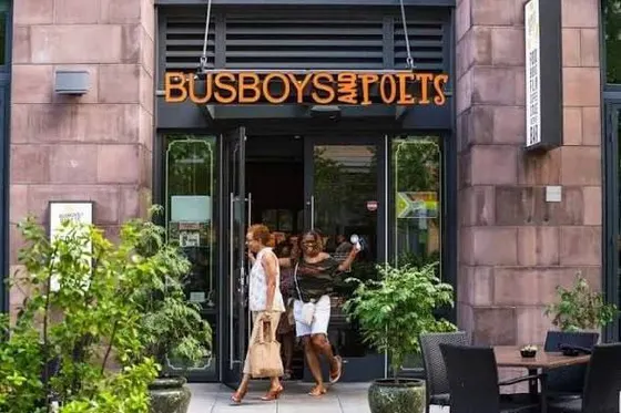 Restaurants chics aux USA : un cocktail gratuit pour ceux qui disent « Free Palestine » !