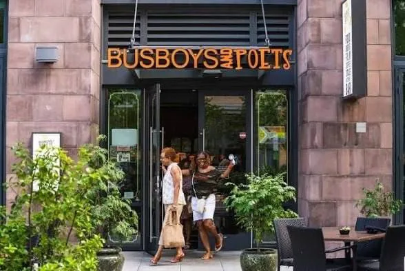 Restaurants chics aux USA : un cocktail gratuit pour ceux qui disent « Free Palestine » !