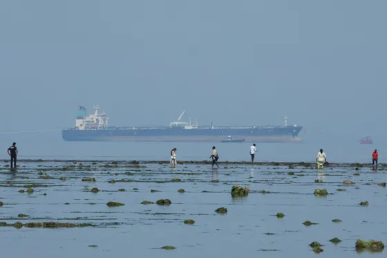 Sans ravitaillement, les pétroliers iraniens bloqués au large du Sri Lanka