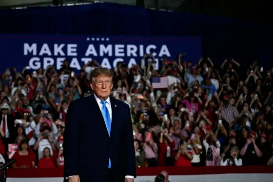 Trump plaisante en évoquant l’idée de laisser l’Iran bombarder Los Angeles et San Diego