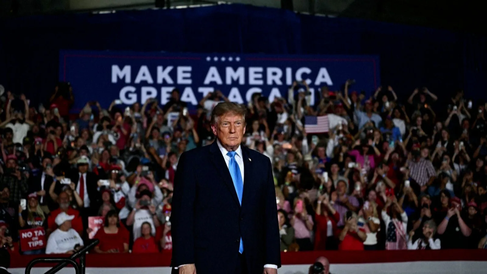 Trump plaisante en évoquant l’idée de laisser l’Iran bombarder Los Angeles et San Diego