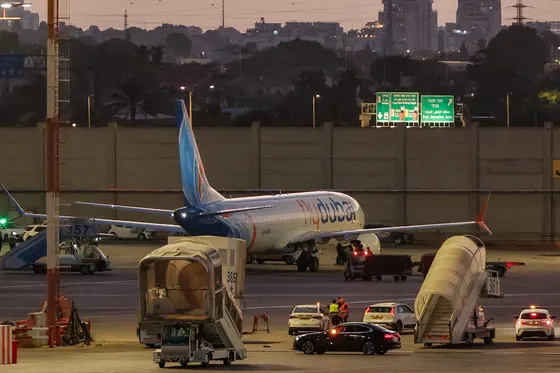 Trump soupçonne l’Iran de l’attaque du vol Flydubai, et menace de le frapper