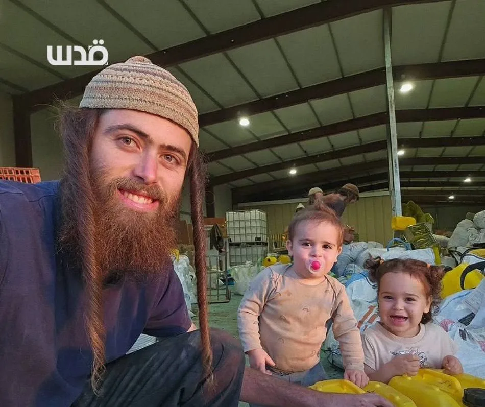 Un colon israélien assassin, ouvre un moulin à huile pour les olives volées aux Palestiniens