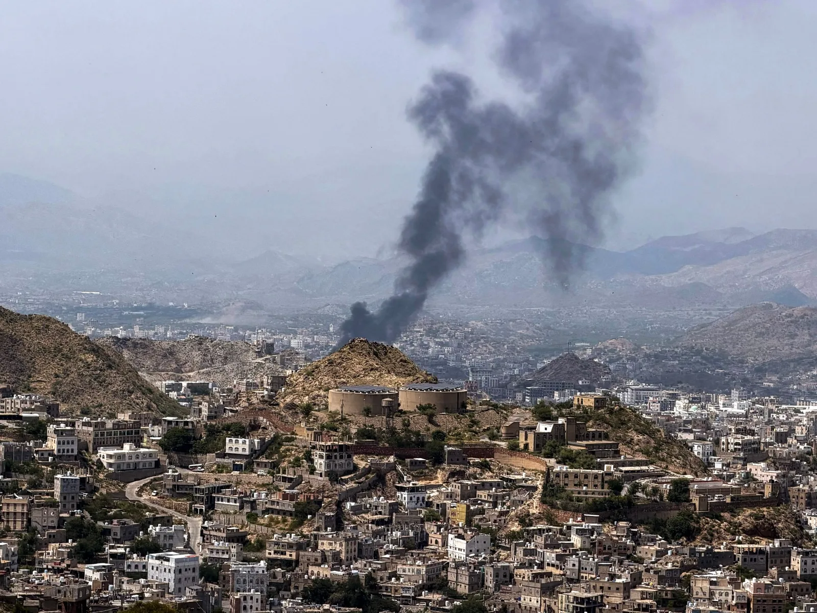 Un hôpital à Taëz, au Yémen, alerte sur un effondrement imminent en raison du siège houthi