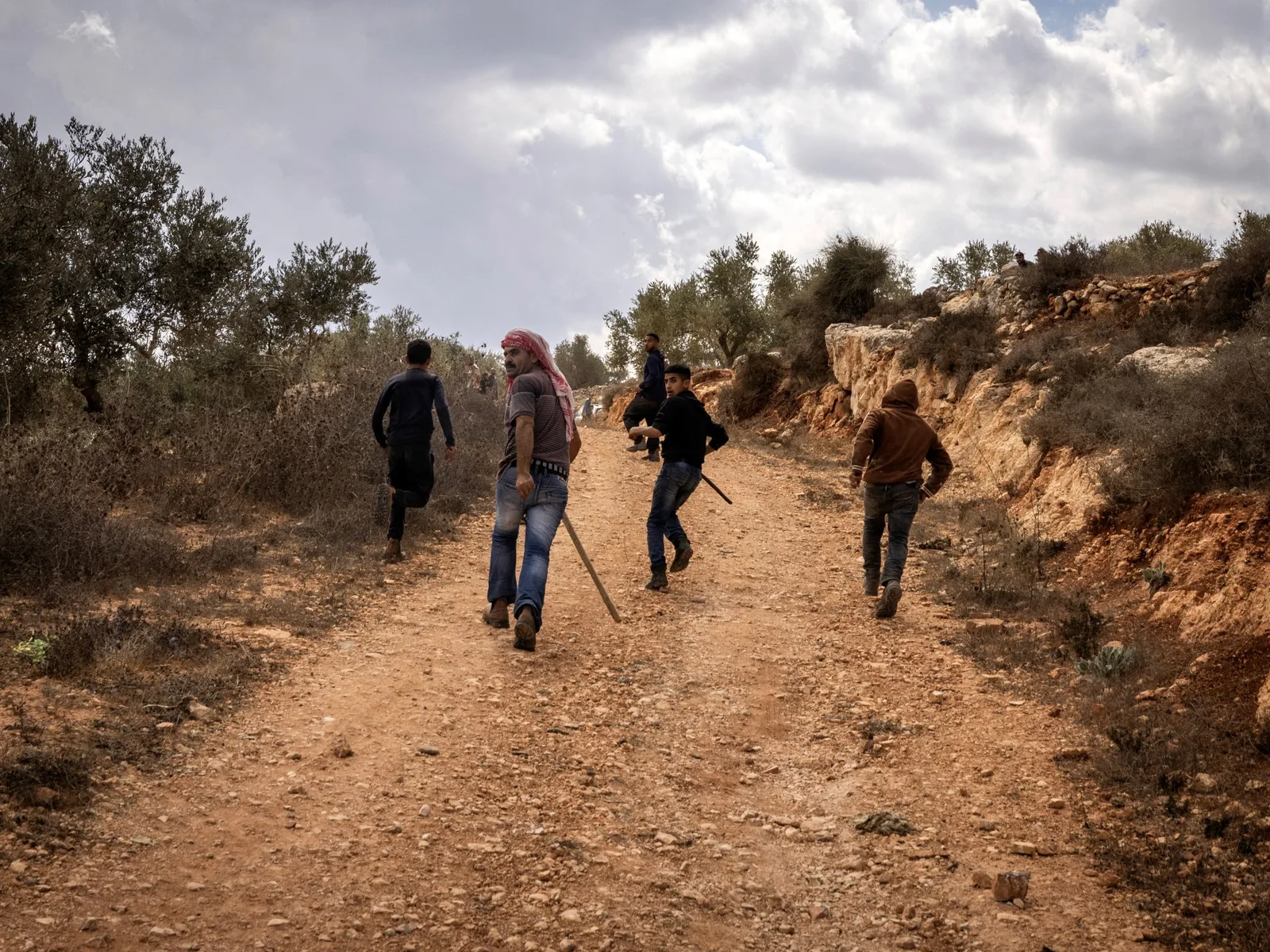 Un Palestinien tué, plusieurs blessés dans un pogrom israélien en Cisjordanie occupée