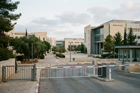 Un professeur de Bar-Ilan inculpé pour un projet d'attentats de masse contre des Arabes israéliens