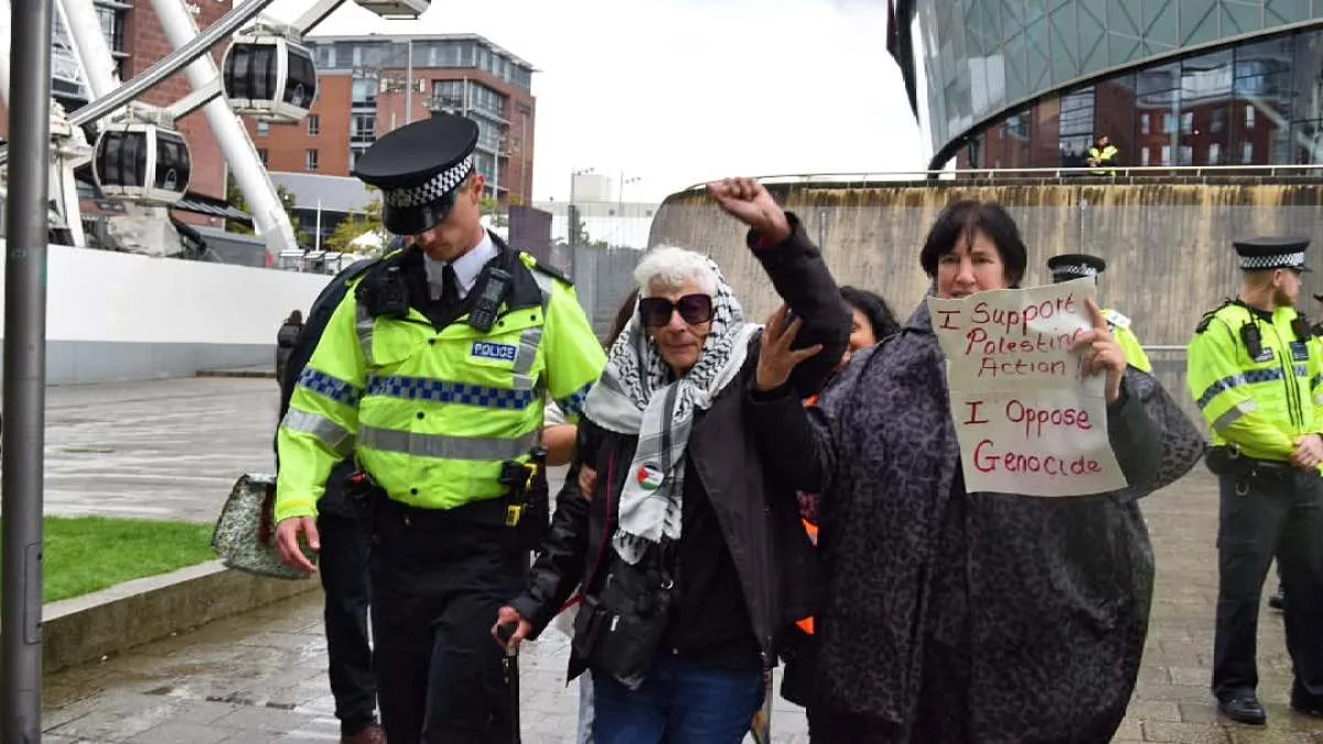 Une avocate juive de 94 ans arrêtée pour son soutien à Palestine Action