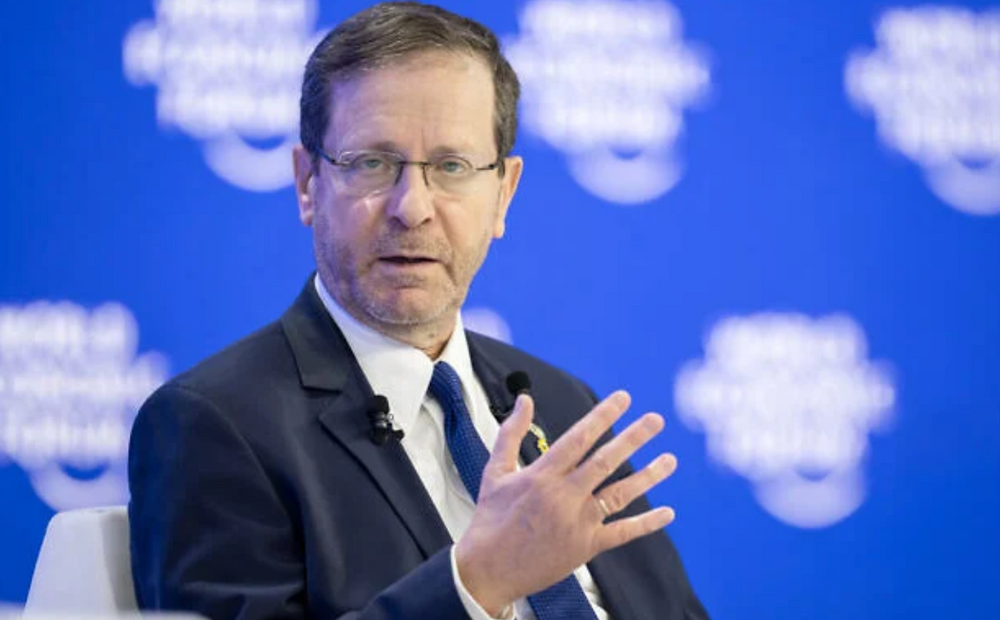 Le président Isaac Herzog s'exprime lors de la réunion annuelle du Forum économique mondial (WEF) à Davos, le 21 janvier 2025. 