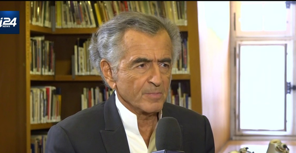 Bernard-Henri Lévy au micro de Benjamin Petrover sur i24NEWS, le mercredi 27 mars 2024