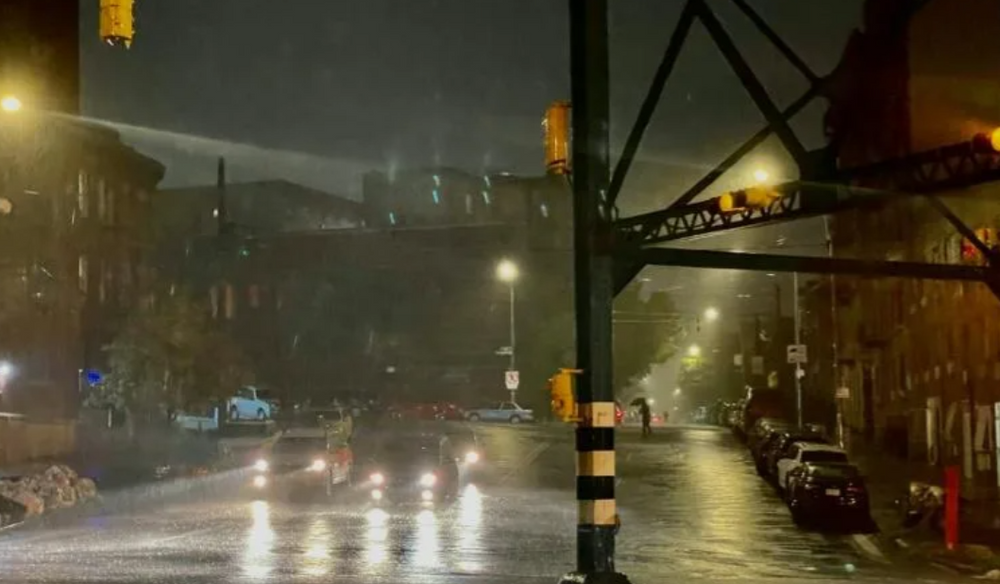 Pluie violente et inondations au passage des restes de l'ouragan Ida, le 1er septembre 2021 à New York